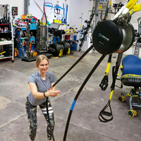 Entrenador de Cuerda sin Fin para Entrenamiento de Core y Fuerza, Colgante, Fácil de Usar en Casa, con Control Magnético de Resistencia de 6 Niveles