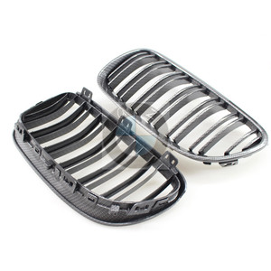 Grille en fibre de carbone double ligne pour BMW E92 E93, pièce de mise à niveau du pare-chocs avant - Product Image 3