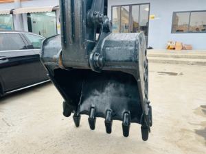 Bomba Hidráulica Original HYUNDAI 150W-7 de 15 Toneladas para Excavadora de Orugas Usada, Excelente Estado, Cabina Limpia, Eficiente en Consumo de Combustible - Product Image 4