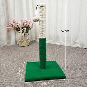 Duurzame klassieke houten kattenboom met krabpaal voor katten om te rusten en te spelen - Product Image 1