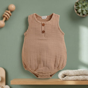 Combinaison à bulles en coton biologique Keli Bear, unisexe, à manches courtes, vêtements d'été certifiés pour bébés filles et garçons, avec boutons en forme d'ours mignon - Product Image 3