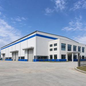 Edificio de Fábrica con Estructura de Acero Resistente para Producción Industrial - Product Image 1