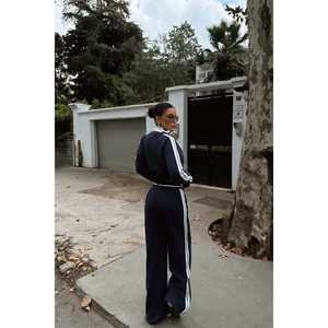 Conjunto de Traje de Pantalón Azul Marino para Mujer - Product Image 2