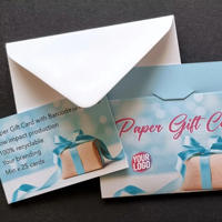 Carte-cadeau en papier écologique personnalisée avec porte-carte et enveloppe, logo imprimé, papier mat recyclé