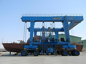 رافعة بحرية متنقلة جديدة مع ارتفاع 3 أمتار رافعة مطاطية لبناء نقل اليخت يتميز بمحرك أساسي - Product Image 2