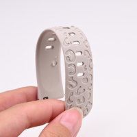 Bracelet de montre léopard concave aux couleurs personnalisées Bracelet de montre de remplacement en caoutchouc de silicone pour montre-bracelet de sport