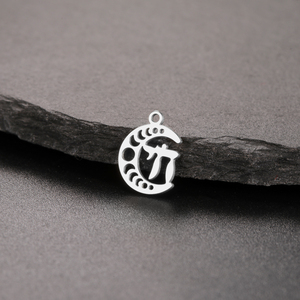Pendentif Chai Lettre Hébraïque Vintage en Acier Inoxydable Lettre Chai Signe Charme Bijoux Accessoires <span class=keywords><strong>Fro</strong></span> Collier - Product Image 3