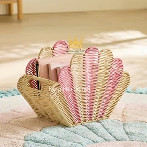 Panier de rangement pour enfant en rotin naturel fait main, coquille festonnée rose adorable, pour ranger les jouets et décorer la chambre d'enfant. - Product Image 3
