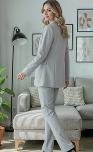 Traje de Tres Piezas para Mujer, Blazer, Chaleco y Pantalón a la Medida, Conjunto para Invitadas de Boda, Ropa Formal para Negocios y Eventos - Product Image 4