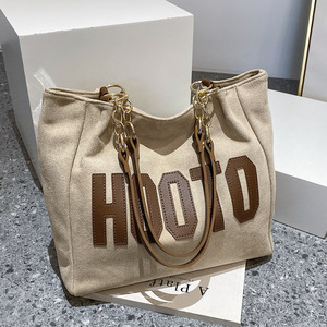 Spring Trend Bolso <span class=keywords><strong>de</strong></span> mano <span class=keywords><strong>de</strong></span> gran capacidad para mujer Casual Correa única para desplazamientos <span class=keywords><strong>de</strong></span> mano con forro <span class=keywords><strong>de</strong></span> poliéster - Product Image 3