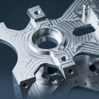 Boîtier de contrôle d'automatisation en aluminium complexe usiné CNC 5 axes à tolérance stricte, composants métalliques personnalisés