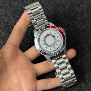Montre de luxe pour homme en acier inoxydable avec pointeur magnétique à billes de fer, design créatif, montre à quartz pour homme - Product Image 1