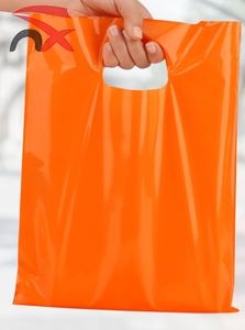 Sac d'emballage pour vêtements en plastique découpé à la forme, imperméable, imprimé sur mesure avec logo - Product Image 3