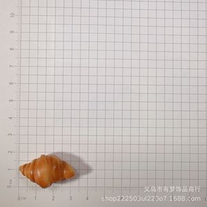 จี้รูปครัวซองต์ โลหะผสมสังกะสี ดีไซน์ทันสมัย สำหรับเครื่องประดับ ของขวัญ ฤดูใบไม้ผลิ 2023 - Product Image 2