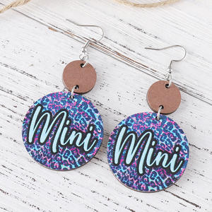 Pendientes redondos con estampado de leopardo de madera hechos a mano, pendientes de doble cara, regalo de moda para el día de la madre para mujer - Product Image 3