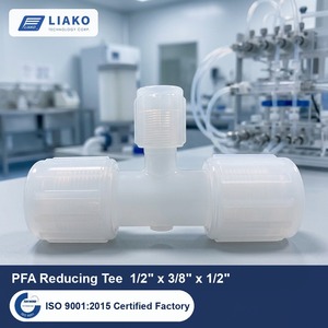 ข้อต่อทีลดขนาด PFA 1/2" x 3/8" x 1/2" สำหรับท่อขนาด OD ที่มีปลายบาน ทนทานต่อสารเคมีที่มีความบริสุทธิ์สูง สำหรับกระบวนการเปียกในวงจรเซมิคอนดักเตอร์ - Product Image 1