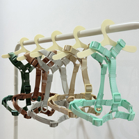 Nouvel ensemble de laisse, collier et harnais pour chien en nylon, design de luxe en forme de Y, anti-évasion, réglable, anti-traction, avec logo personnalisé