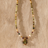 Collier unique de conception nouvelle, perles de tsavorite naturelle, coquillages, perles d'eau douce, collier fait main, pendentif bohème en pierres précieuses pour femmes