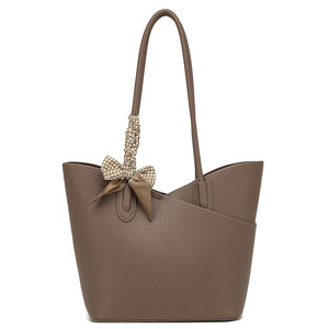 Sac à bandoulière décontracté pour femme, grande capacité, imperméable, avec fermeture éclair, idéal pour les trajets quotidiens et le shopping - Product Image 3