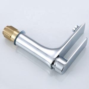 Robinet de lavabo thermostatique bon marché pour lavabo de salle de bain mitigeur en laiton monté sur le pont avec noyau de vanne en céramique pour hôtels - Product Image 6