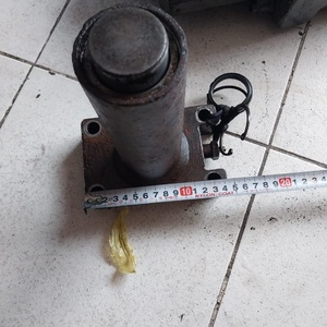 Cilindro PC20 PC25 PC35 20T-30-41510, Cilindro de Tensión 20T3041510 - Product Image 3