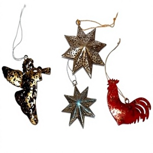Adornos Navideños Metálicos al por Mayor para Colgar en la Pared, Juego de Adornos de Ángel Trompetista, Estrella Perforada y Gallo, para Sala de Estar - Product Image 1