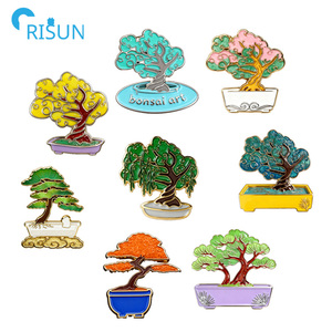 Broche <span class=keywords><strong>de</strong></span> Esmalte con Diseño <span class=keywords><strong>de</strong></span> Bonsái en Maceta, Insignia Personalizada con Logotipo, Broche <span class=keywords><strong>de</strong></span> Esmalte con Diseño <span class=keywords><strong>de</strong></span> Árbol Verde Brillante - Product Image 1
