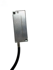 เซ็นเซอร์ควบคุม PLC หัวอ่านแบบ Linear Grating Ruler ของแท้ใหม่เอี่ยม ยี่ห้อ LIC 211 - Product Image 1