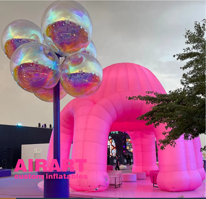 Fête de spectacle nocturne utilisée pour éclairer la tente de château <span class=keywords><strong>gonflable</strong></span>, grande <span class=keywords><strong>structure</strong></span> de bâtiment à air extérieur - Product Image 1