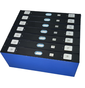 Batteries lithium-ion haute capacité 3.2V 177Ah 187Ah, cellules CALB L300F177A, batteries LFP pour voiturettes de golf, en vente - Product Image 1