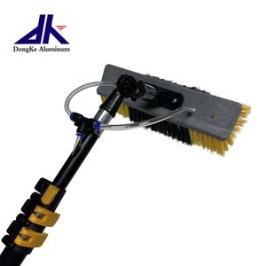 Alat ekstensi aluminium pembersih jendela 36 kaki, alat pembersih air dengan sikat putar - Product Image 2