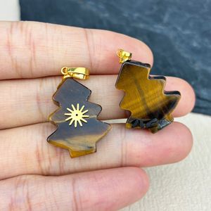 Nouveau Pendentif Charme Arbre de Noël Sculpté en Cristal Naturel Œil de Tigre Plaqué Or 18K, Créatif et Mignon, Cadeau Bijoux Tess Unisexe - Product Image 2