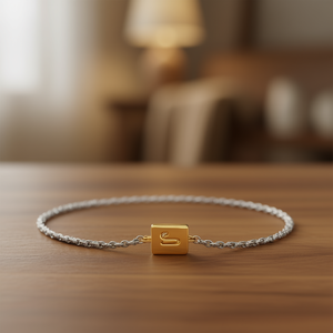 Bracciale Charm Angelina Placcato Oro con Lettera J, Gioiello Unisex alla Moda, Idea Regalo - Product Image 2