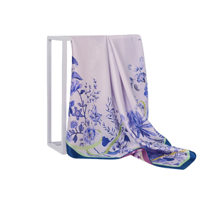 Pañuelo de Seda Cuadrado de Alta Calidad con Estampado Floral, 100% Seda, para Mujer - Product Image 6
