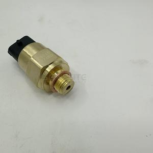 Capteur de pression d'huile Senwitt 04215774ED pour moteur diesel Ec210 240B 4D34, pièce d'excavatrice - Product Image 2