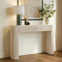 Meuble de salon personnalisé, console avec dessus en marbre et tiroirs
