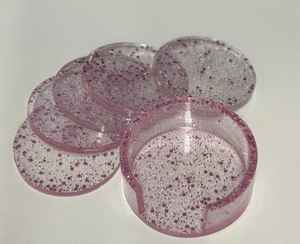 Ensemble de sous-verres en résine fabriqués à la main Sous-verres élégants et durables pour la cuisine de bureau à domicile ou les occasions de cadeaux - Product Image 5