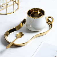 Vente en gros de tasses à café et soucoupes en porcelaine de luxe, adaptées aux familles, aux hôtels, aux restaurants et aux fêtes