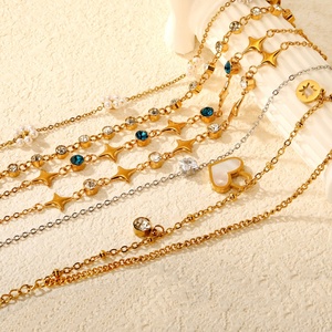 Pulsera de Cadena Minimalista con Zirconia y Corazón de Estrella, de Acero Inoxidable con Baño de Oro de 18K, Estilo Bohemio, al por Mayor, para Regalo - Product Image 1