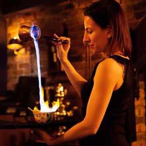 Al pacchetto tazza professionale in lega di alluminio placcato in rame per feste - Product Image 1