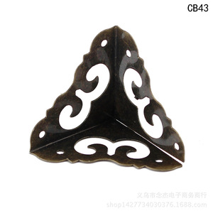 Qinggu Three Sided <b>Corner</b> <b>Protector</b> 30x30mm Carbon Steel CB43 For Wooden Box Protection - Product Image 5