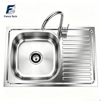 Évier de cuisine rectangulaire monobloc en acier inoxydable de qualité alimentaire, estampé et brossé, avec égouttoir droit intégré à trois voies
