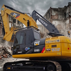 Oferta Especial: Excavadora de Orugas 320D2 de 20 Toneladas, Modelo 2023-2024, Pocas <span class=keywords><strong>Horas</strong></span> de Uso, Motor y Bomba en Perfecto Estado - Product Image 1