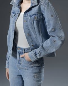 New Arrival Wholesale 2025 Women <b>Denim</b> <b>Jacket</b> OEM ODM Services Excellent Shape Retention Vietnam Manufacturer Customization - Product Image 2