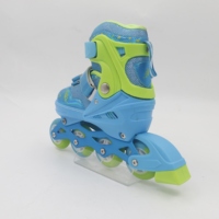 Vente en gros de chaussures de patin à roues alignées réglables pour enfants et adultes, top ventes, produit avec patins à roulettes clignotants