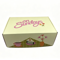 Boîte d'emballage florale de luxe double face gaufrée et imprimée avec insert, boîte d'expédition en carton ondulé recyclable pour abonnement de fleurs