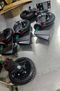 Roulette en caoutchouc de 8 pouces avec roue de frein <span class=keywords><strong>pour</strong></span> porte coulissante Rotation à 360 degrés à ressort - Product Image 3