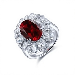 Hermoso Anillo de Cóctel de Plata 925 con Rubí, Corte Ovalado, Engaste Pavé, Forma de Flor, Estilo Lujoso - Product Image 1