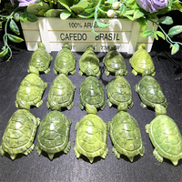 Vente en gros de cristaux naturels sculptés à la main tortue néphrite de jade vert tortue de jade Xiuyan pour cadeau