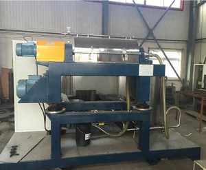 En vente Petite centrifugeuse à décanteur triphasé en continu avec bol pour la récolte d'algues et la production de repas de sang - Product Image 3